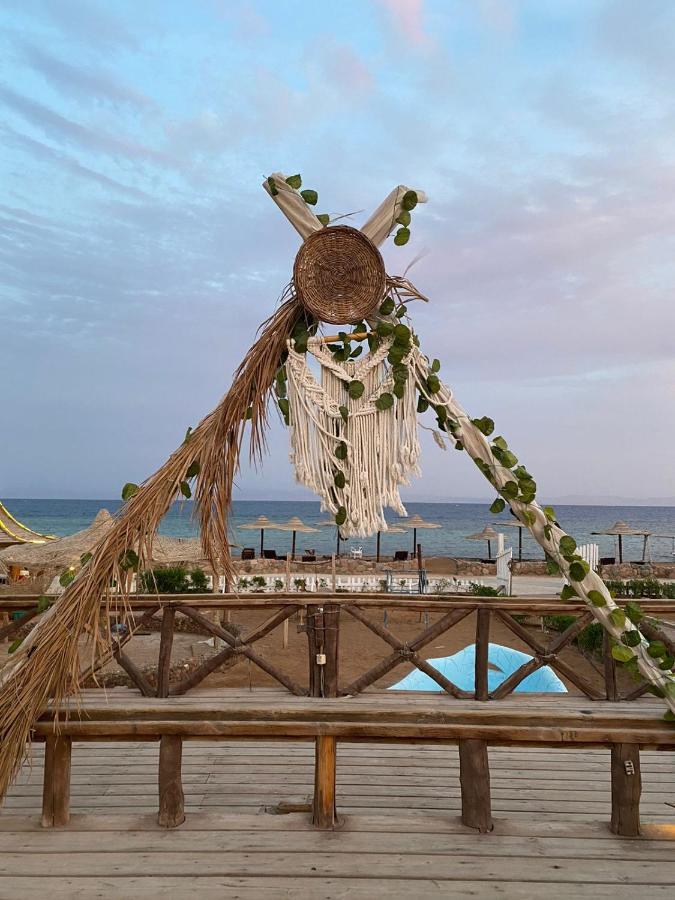 Black Prince Hotel دهب المظهر الخارجي الصورة